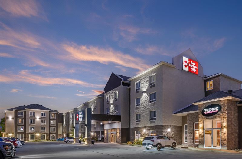 Best Western Plus Dartmouth Hotel Suites