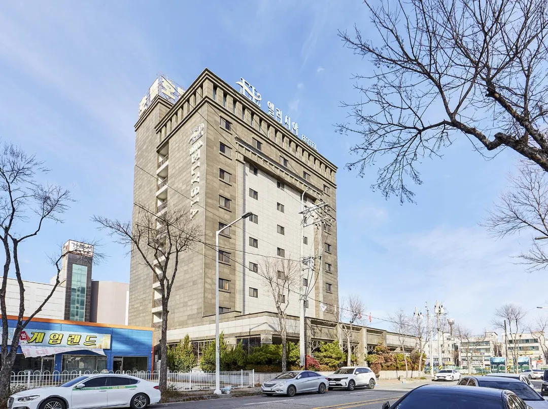 Elysia Hotel In Pyeongtaek - Pyeongtaek