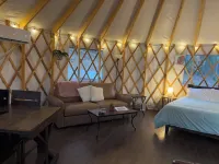 Cozy Yurt in Nantahala - Half mile from Nantahala wedding venue-No Cleaning Fee