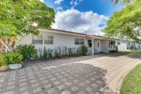 Fish, Swim & Relax Poolside! Deerfield Beach Oasis - 3-Star