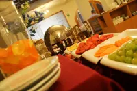 Hoteles Paraiso Trujillo - breakfast