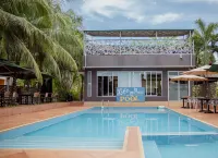 Momo's Guest House - bar