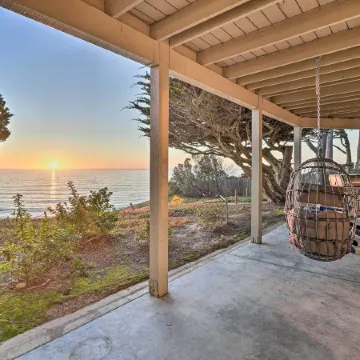 Less Than 1 Mi to Mussel Rock Park! Cliffside Pacifica Gem