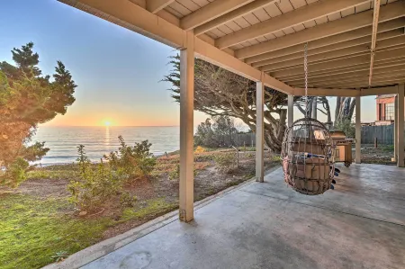 Cliffside Pacifica Hideaway Unbeatable View!