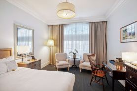 Avon Old Farms Hotel