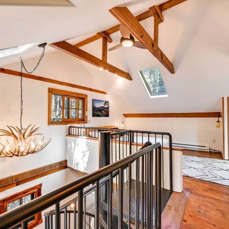 Patio & Mtn Views: Peaceful Sedona Retreat