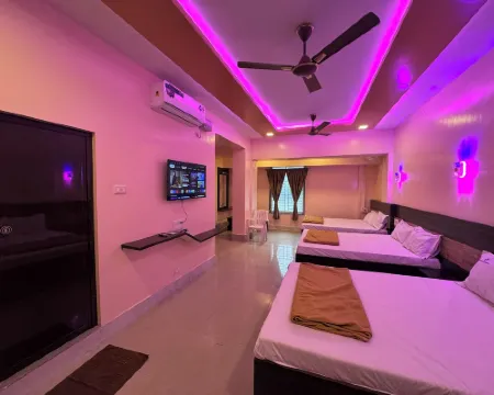 Sivamurugan Residency Hotels in Erode