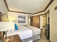 6 Mi to Lake Tahoe Everline Resort Retreat! Hotels in Olympic Valley