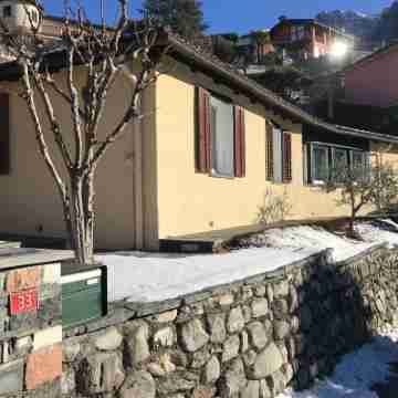 Rovio Villa lake View & Relax Hotel Exterior