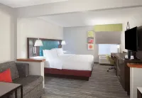 Hampton Inn Youngstown/Boardman - Pet friendly
