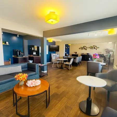 Red Lion Inn & Suites Junction City