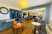Red Lion Inn & Suites Junction City