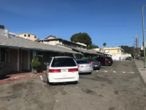 Commodore Motel