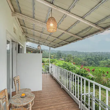 Jatiluwih Santya Loka Lodge & Twin Waterfall Отели рядом с достопримечательностью «Храм Батукару»