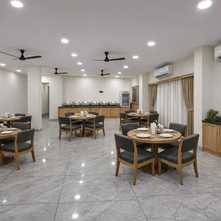 Hotel Matrushree - Near Shree Dwarkadhish Temple