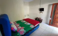 Penginapan Topan