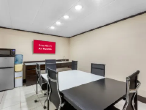 Red Roof PLUS+ Chicago - Hoffman Estates Hoteles en Hoffman Estates