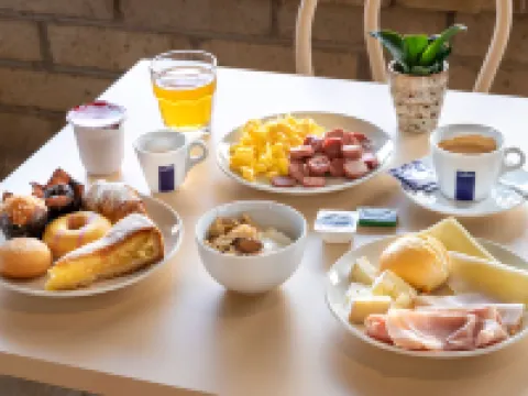 B&B Hotel Pomezia Cortese Hotéis em Pomezia