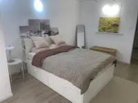 Petertian Apartment (Wanlong Road)