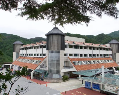 Dukgu Oncheon Hotel Hotels in Uljin-gun