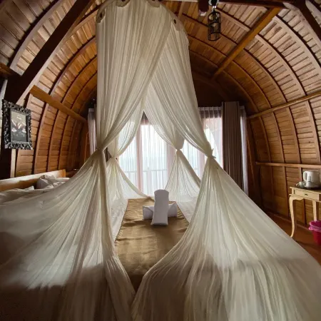 Suwehan Beach Cliff House Отели рядом с достопримечательностью «Холм Букит-Телетабис»