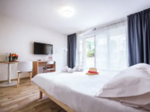 Résidence Bella Vista by Azureva Hotel berhampiran L'Olivier Millenaire