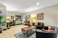 Suburban Studios Morgantown - Gym
