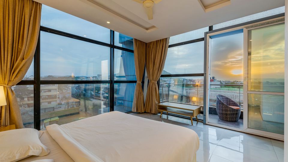 Sapphire Premium Hotel & Suite