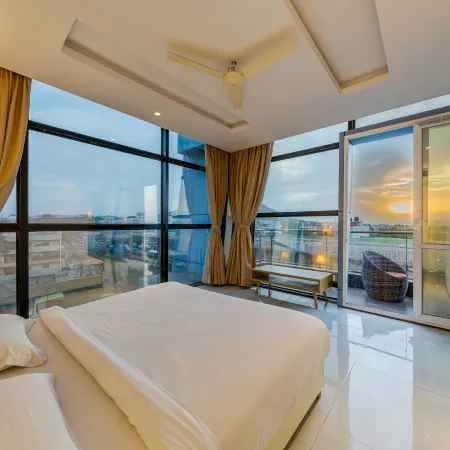 Sapphire Premium Hotel & Suite
