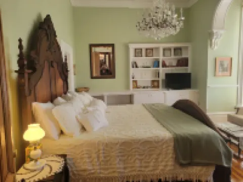 Baer House Inn Hotels in 