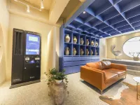 MUTE HOTEL Hotels near أوريوكدو سكاي ووك