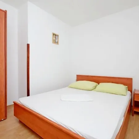 Apartments Ivan