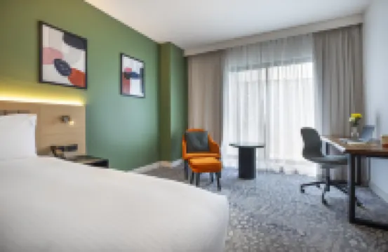 丹德農假日飯店 住宿飯店