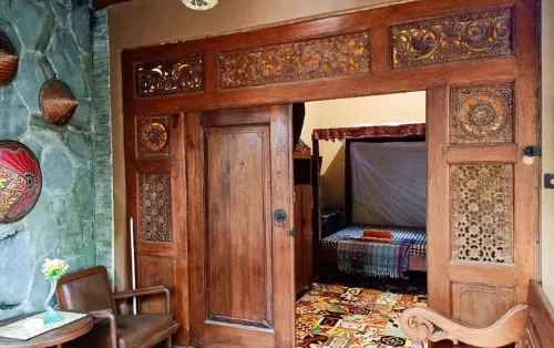Bedhot Homestay - Layanan Antar-Jemput