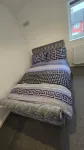 Cozy Guest Room in Leicester with Shared Facilities