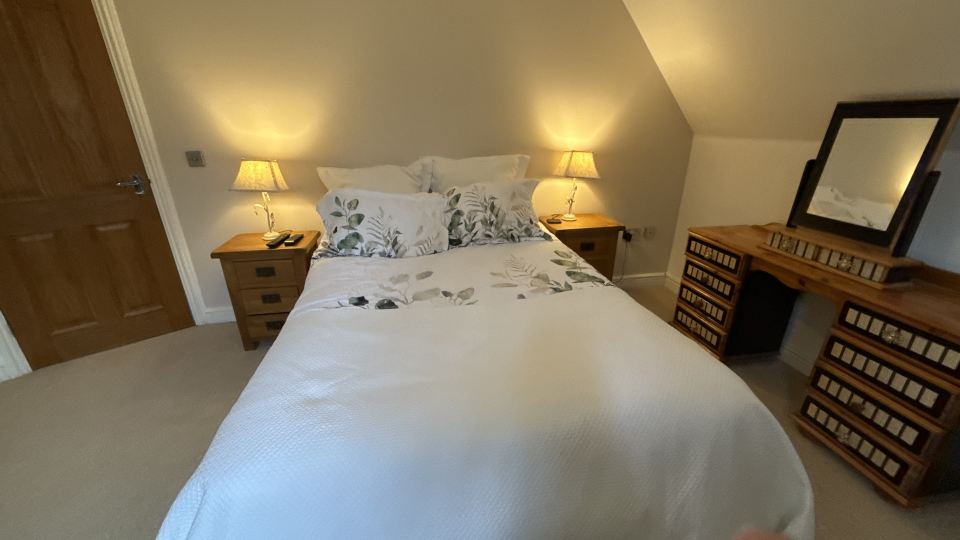 Tranquil Guest Room Retreat in Silsoe with Woodland Views