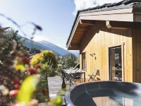 Veliski-Lodge, a chalet for rent in Haute-Maurienne Hotels in Bramans