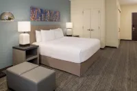Hyatt House Fresno Campus Pointe