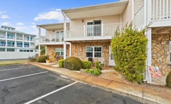 Woodland Shores by Panhandle Getaways