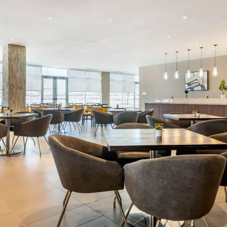 Cambria Hotel Bloomington Mall of America Minneapolis Airport