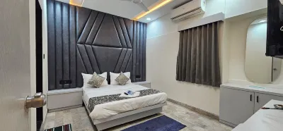 โรงแรม รามวิลลา โรงแรมใกล้ทะเลสาบกานกาเรีย
