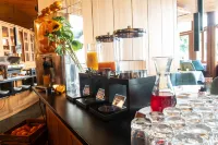 Hotel Dakota - breakfast