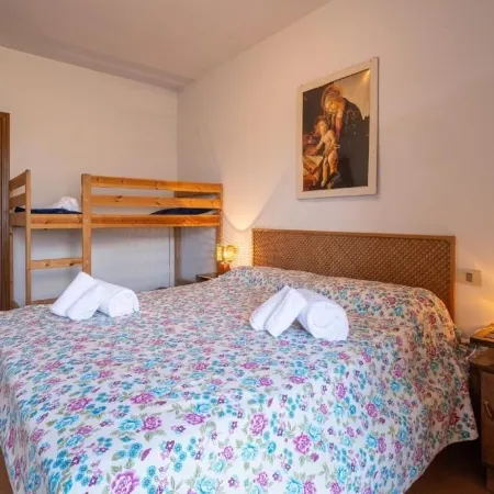 Claudia Flat - near the beach & parking