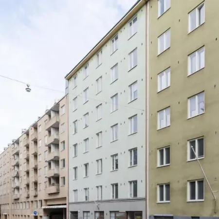Stylish Studio in the Heart of Kallio Отели рядом с достопримечательностью «Торговый центр Itis»