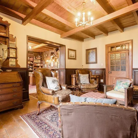 Portland Manor