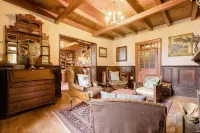 Portland Manor