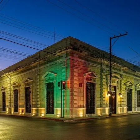 La Casa del Centro, Mérida by Cercana