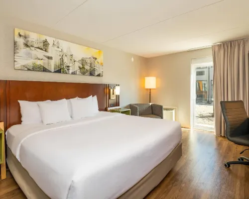 Comfort Inn West Hotels in Kanata