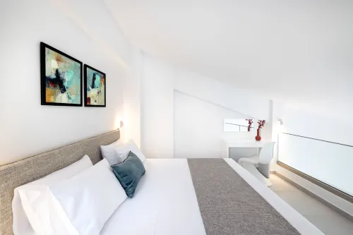 Creta Sun, 204 Mezzanine Sea View - Homestays