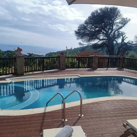 Cave Luxury Villas Skiathos